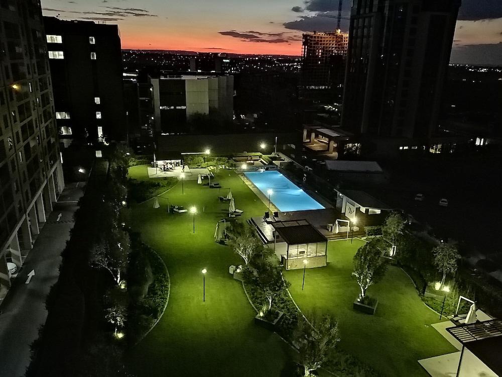 Westay Westpoint Apartments Sandton Zewnętrze zdjęcie
